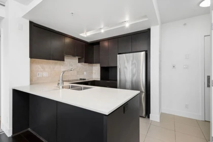 1208 1320 Chesterfield Avenue, North Vancouver, BC, North Vancouver — Apartment/Condo for sale