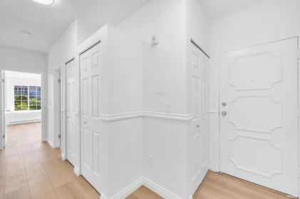 Hallway Photo of 110 125 W 18th Street, North Vancouver, BC