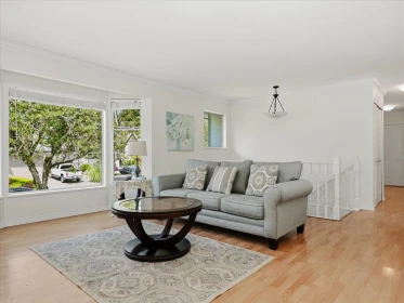 1024 160a Street, Surrey, BC, Surrey — Single Family Residence for sale