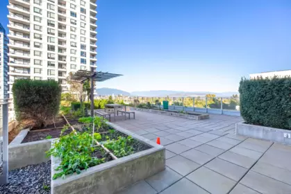 2202 5515 Boundary Road, Vancouver, BC, Vancouver — Apartment/Condo for sale