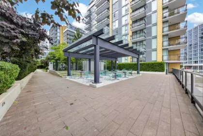 809 8160 Mcmyn Way, Richmond, BC, Richmond — Apartment/Condo for sale