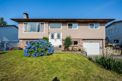 12130 229th Street, Maple Ridge, BC, Maple Ridge — Single Family Residence for sale