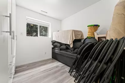 Hallway Photo of 14451 77 Avenue, Surrey, BC