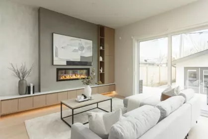 2 735 E 10th Avenue, Vancouver, BC, Vancouver — Half Duplex for sale