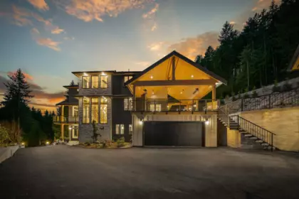 135 Oak Court, Anmore, BC, Anmore — Single Family Residence for sale