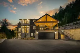 135 Oak Court, Anmore, BC