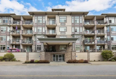 212 45893 Chesterfield Avenue, Chilliwack, BC, Chilliwack — Apartment/Condo for sale