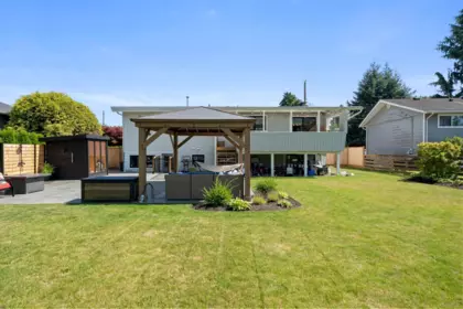 Front Yard Photo of 5301 10a Avenue, Delta, BC