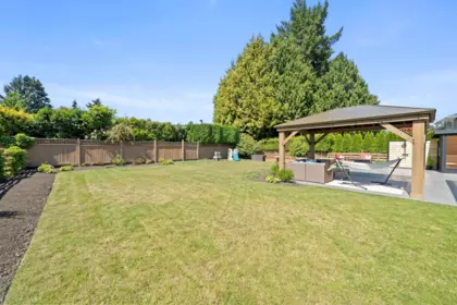 Hot Tub / Spa Photo of 5301 10a Avenue, Delta, BC