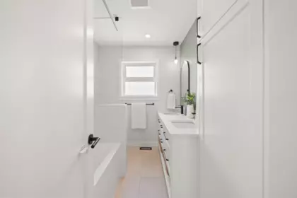 Walk-In Closet Photo of 5301 10a Avenue, Delta, BC