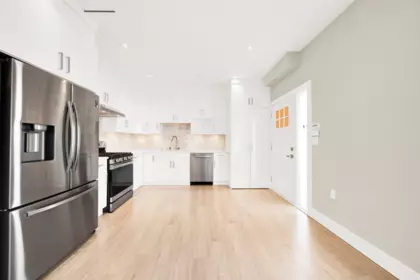 3128 Kings Avenue, Vancouver, BC, Vancouver — Half Duplex for sale