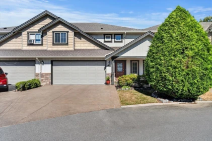 64 6449 Blackwood Lane, Chilliwack, BC, Chilliwack — Townhouse for sale