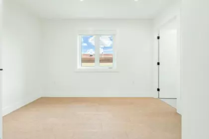 Powder Room Photo of 2972 Venables Street, Vancouver, BC
