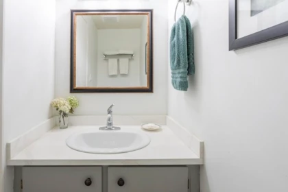Guest Bathroom Photo of 1 10771 Mortfield Road, Richmond, BC