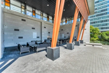 Swimming Pool Photo of 910 2008 Rosser Avenue, Burnaby, BC