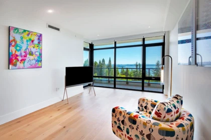 402 3101 Burfield Place, West Vancouver, BC, West Vancouver — Apartment/Condo for sale