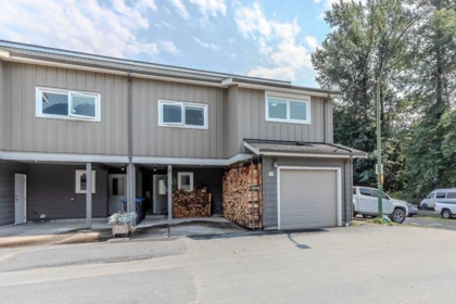 15 39752 Government Road, Squamish, BC, Squamish — Townhouse for sale