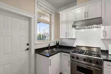 Primary Bathroom Photo of 3438 156 Street, Surrey, BC
