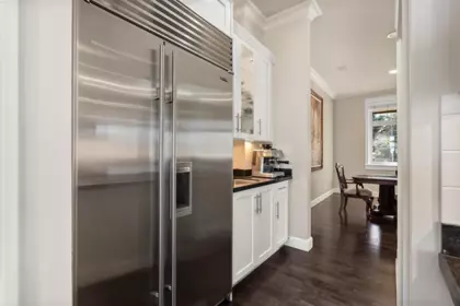 Walk-In Closet Photo of 3438 156 Street, Surrey, BC