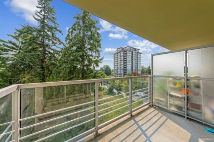 Backyard Photo of 707 9099 Cook Road, Richmond, BC