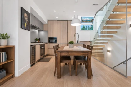 Family Room Photo of 156 W Woodstock Avenue, Vancouver, BC