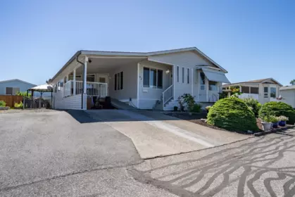Swimming Pool Photo of 97 9055 Ashwell Road, Chilliwack, BC