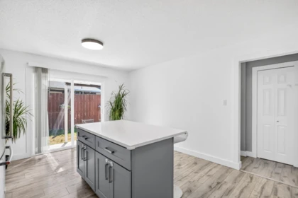 Primary Bedroom Photo of 20328 Dale Drive, Maple Ridge, BC