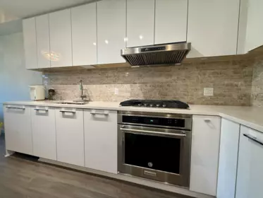 Kitchen Island Photo of 107 9500 Tomicki Avenue, Richmond, BC