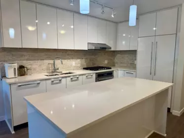 Kitchen Photo of 107 9500 Tomicki Avenue, Richmond, BC