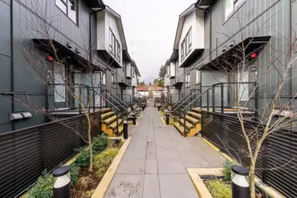 207 7161 17th Avenue, Burnaby, BC, Burnaby — Townhouse for sale