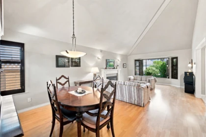 Kitchen Island Photo of 6692 London Court, Delta, BC