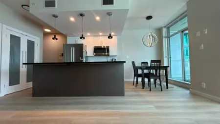 702 168 E Esplanade, North Vancouver, BC, North Vancouver — Apartment/Condo for sale