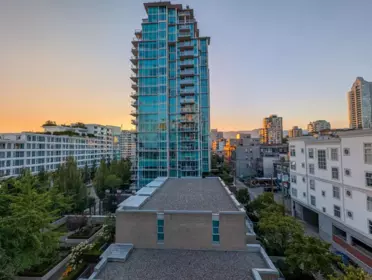 Pantry Photo of 702 168 E Esplanade, North Vancouver, BC