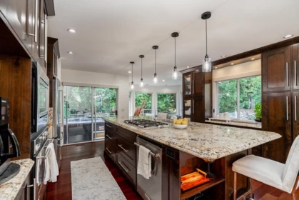 Breakfast Nook Photo of 1837 134a Street, Surrey, BC