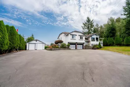 8690 Goundrey Street, Mission, BC, Mission — Single Family Residence for sale