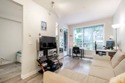 Breakfast Nook Photo of 209 15388 105 Avenue, Surrey, BC