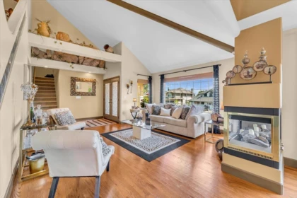 Breakfast Nook Photo of 5955 189a Street, Surrey, BC