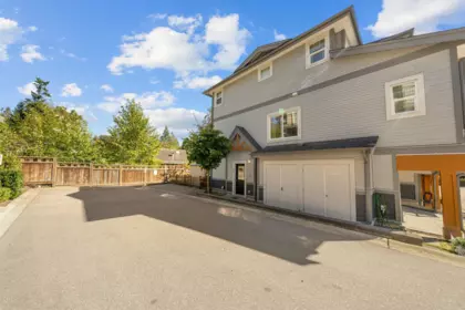 Living Room Photo of 21 22810 113 Avenue, Maple Ridge, BC