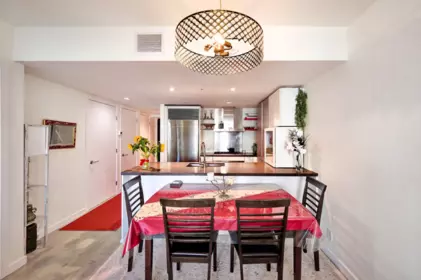 Breakfast Nook Photo of 1805 788 Richards Street, Vancouver, BC