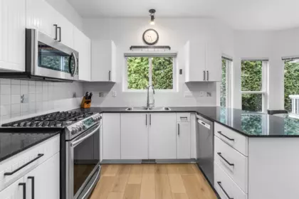 Breakfast Nook Photo of 6609 205 Street, Langley, BC