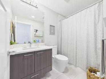 Primary Bathroom Photo of 417 4690 Hawk Lane, Tsawwassen, BC