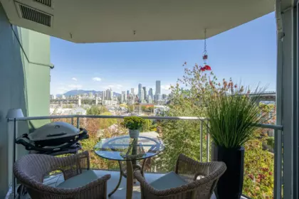 Exterior Rear Photo of 607 1508 Mariner Walk, Vancouver, BC
