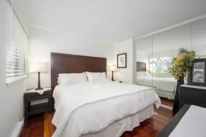 Guest Bathroom Photo of 607 1508 Mariner Walk, Vancouver, BC