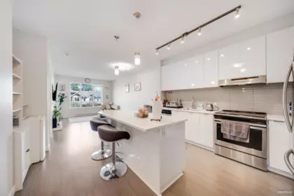 Family Room Photo of 216 31158 Westridge Place, Abbotsford, BC