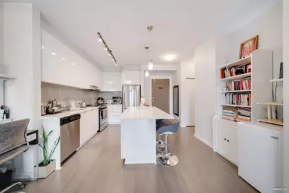 Kitchen Photo of 216 31158 Westridge Place, Abbotsford, BC