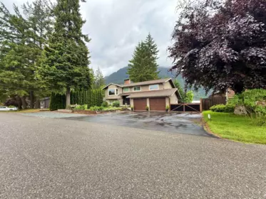 Outdoor Kitchen Photo of 21224 Mountview Crescent, Hope, BC