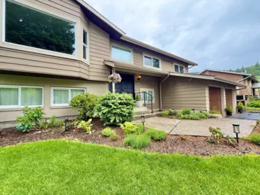 Swimming Pool Photo of 21224 Mountview Crescent, Hope, BC
