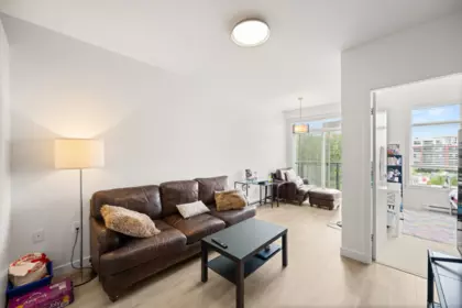Family Room Photo of 424 5415 Brydon Crescent, Langley, BC