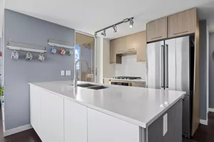Dining Area Photo of 1007 7708 Alderbridge Way, Richmond, BC