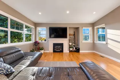 Community Amenities Photo (Clubhouse) of 2245 Gale Avenue, Coquitlam, BC
